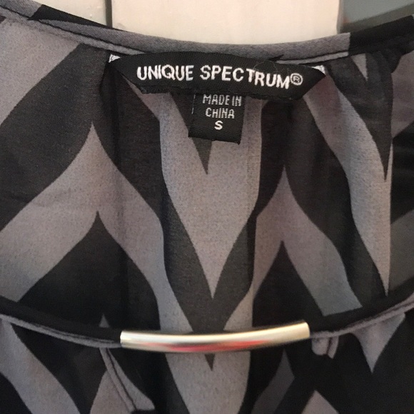 Chevron Top - Picture 2 of 2